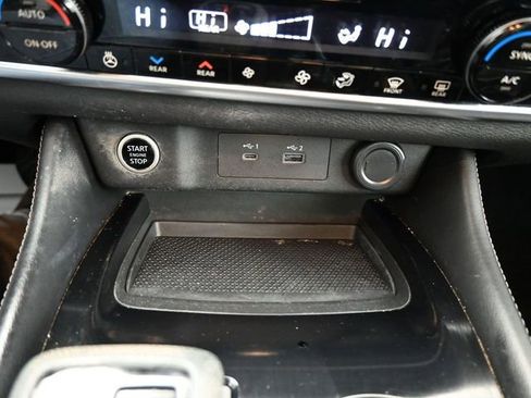 Used 2021 Nissan Rogue SL image 31