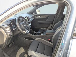 Used 2023 Volvo XC40 Recharge Ultimate video 2