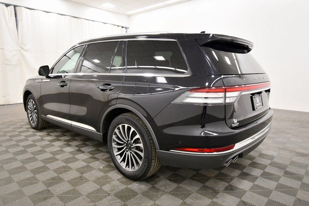 Used 2021 Lincoln Aviator Reserve AWD/4WD image 5