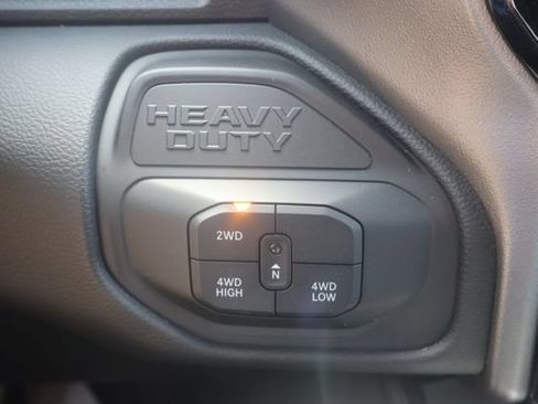 New 2026 RAM 2500 Laramie w/ Sport Appearance Package AWD/4WD image 19