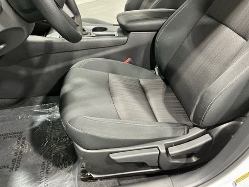 Used 2025 Nissan Altima 2.5 S image 16