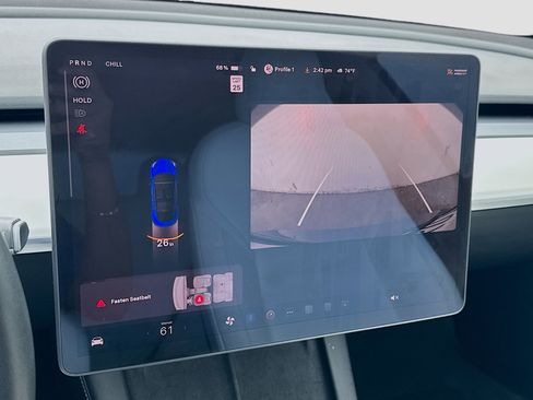 Used 2021 Tesla Model 3 Standard Range Plus RWD image 10