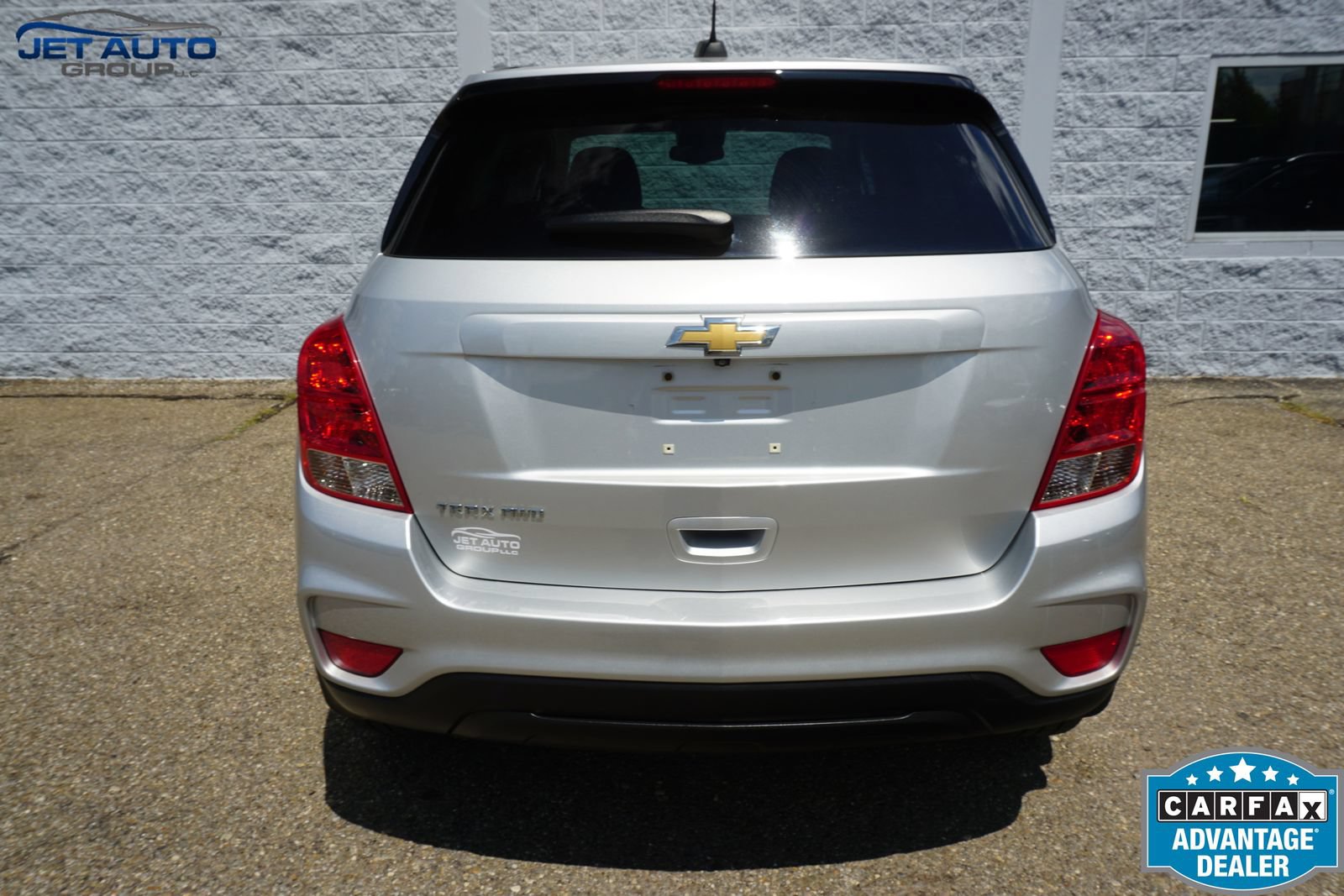 Used 2020 Chevrolet Trax LS w/ Tint and Cruise Package AWD/4WD image 15