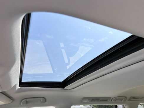 Used 2019 INFINITI QX80 Luxe RWD image 7