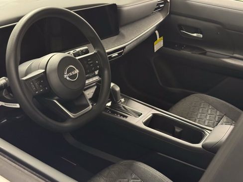 New 2026 Nissan Kicks SV w/ Cold Weather Package AWD/4WD image 18