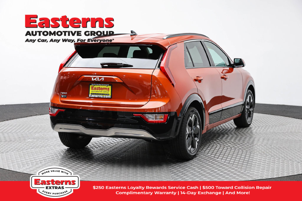 Used 2023 Kia Niro Wind w/ Wind Preserve Package FWD image 6