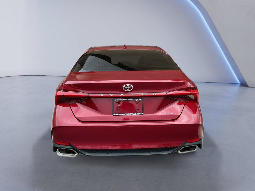 Used 2020 Toyota Avalon XLE w/ Moonroof Package FWD image 5