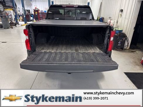 Used 2020 Chevrolet Silverado 1500 LTZ w/ LTZ Plus Package image 13