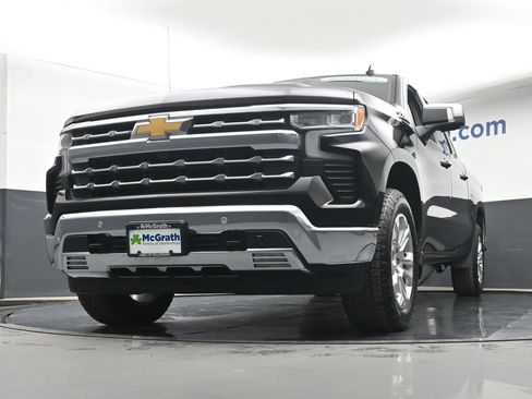 Used 2024 Chevrolet Silverado 1500 LTZ w/ LTZ Premium Package AWD/4WD image 7
