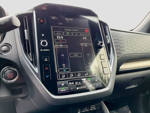 Used 2025 Subaru Forester Limited w/ Popular Package #2 AWD/4WD image 16