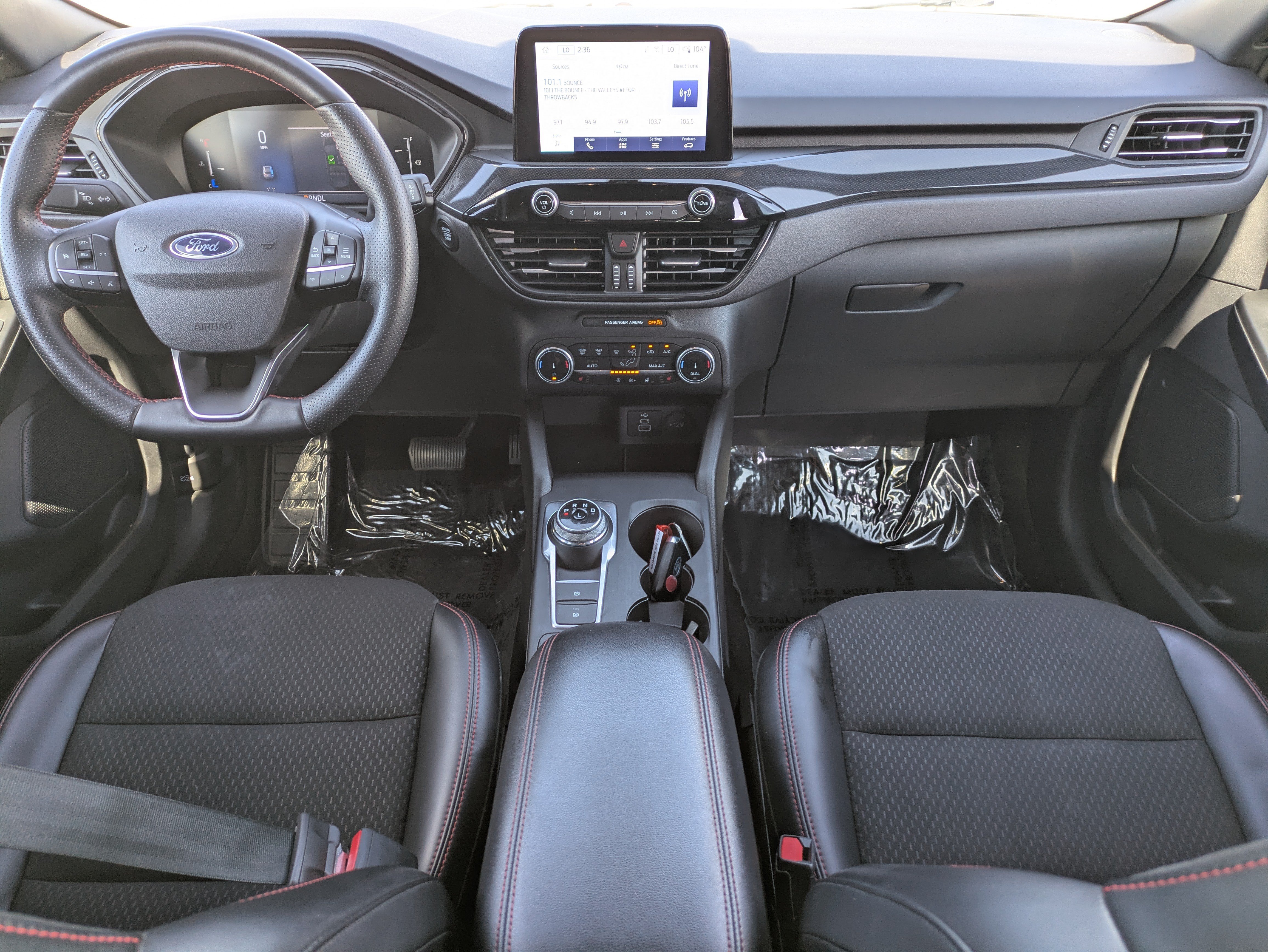 Used 2025 Ford Escape ST-Line Select AWD/4WD image 15