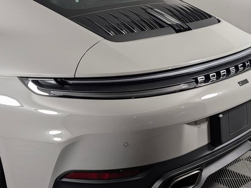 New 2026 Porsche 911 Carrera image 18