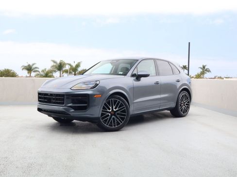 New 2026 Porsche Cayenne AWD/4WD image 1