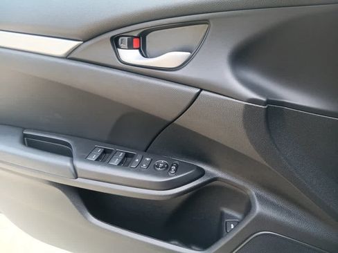 Used 2019 Honda Civic Sport image 13