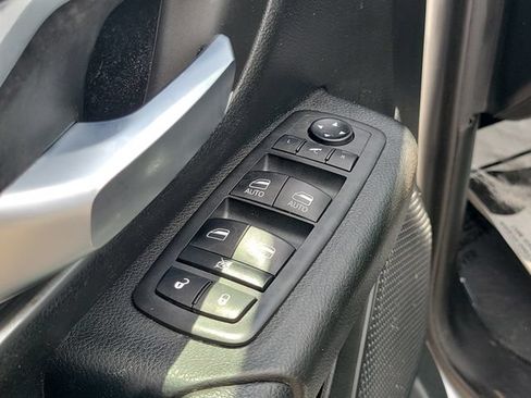 Used 2021 RAM 1500 Big Horn RWD image 19
