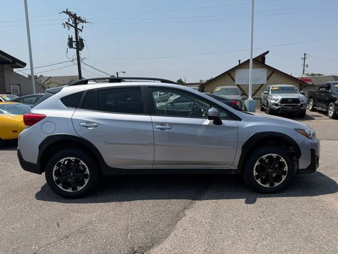 Used 2023 Subaru Crosstrek 2.0i Premium AWD/4WD image 9