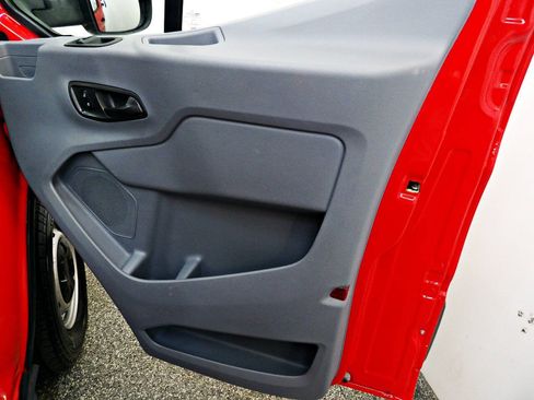 Used 2018 Ford Transit 350 XL RWD image 8