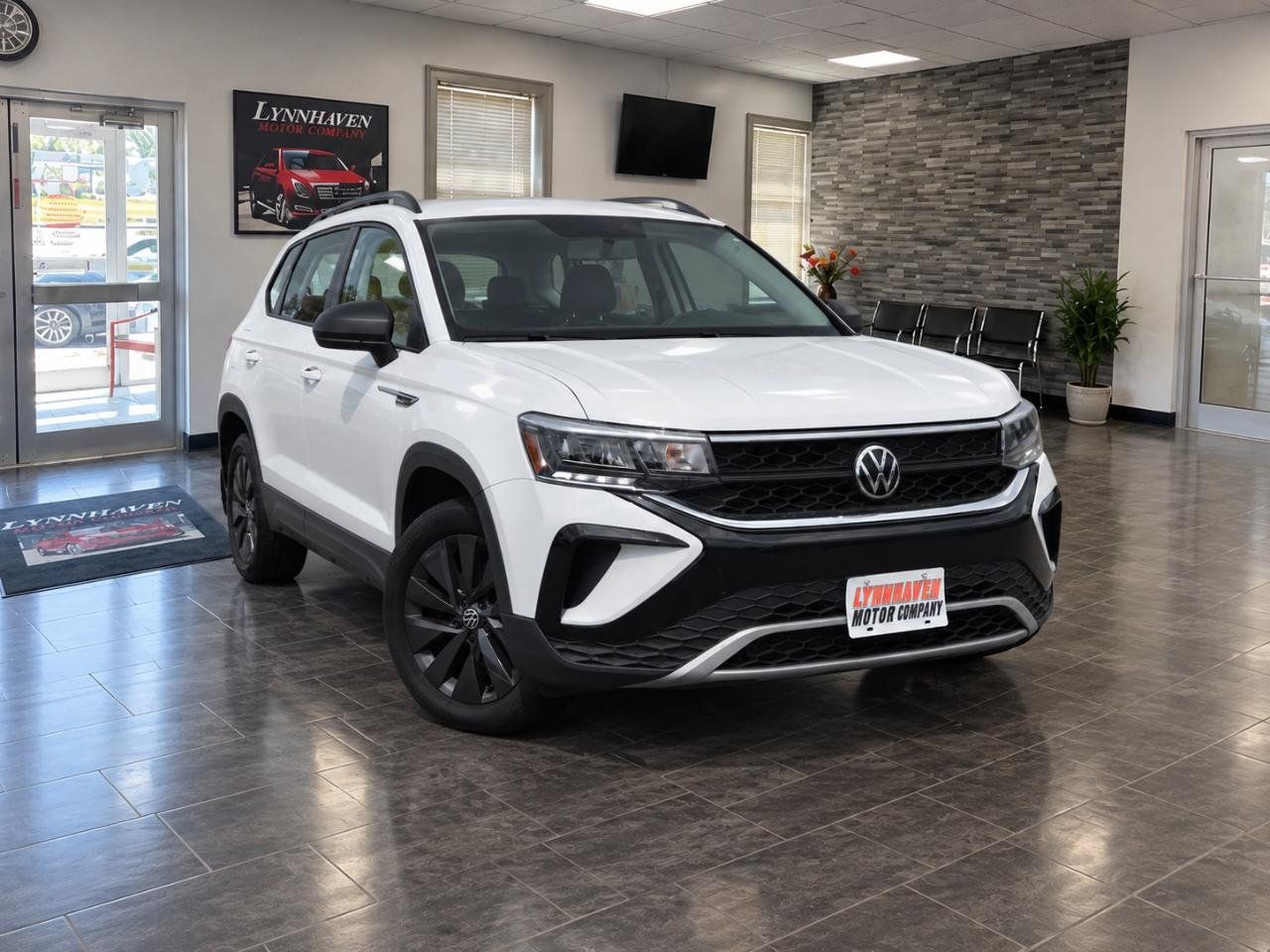 Used 2022 Volkswagen Taos S AWD/4WD image 2