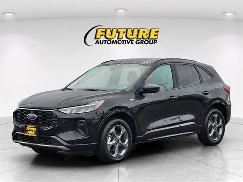 Used 2024 Ford Escape ST-Line image 5