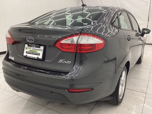 Used 2019 Ford Fiesta SE image 9