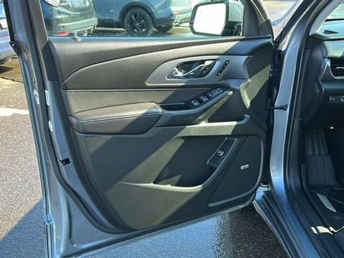Used 2019 Chevrolet Traverse Premier w/ LPO, Floor Liner Package image 8