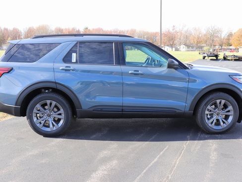 New 2026 Ford Explorer Active w/ Active Comfort Package AWD/4WD image 14
