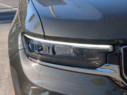 Certified 2023 Jeep Grand Cherokee L Overland AWD/4WD image 10