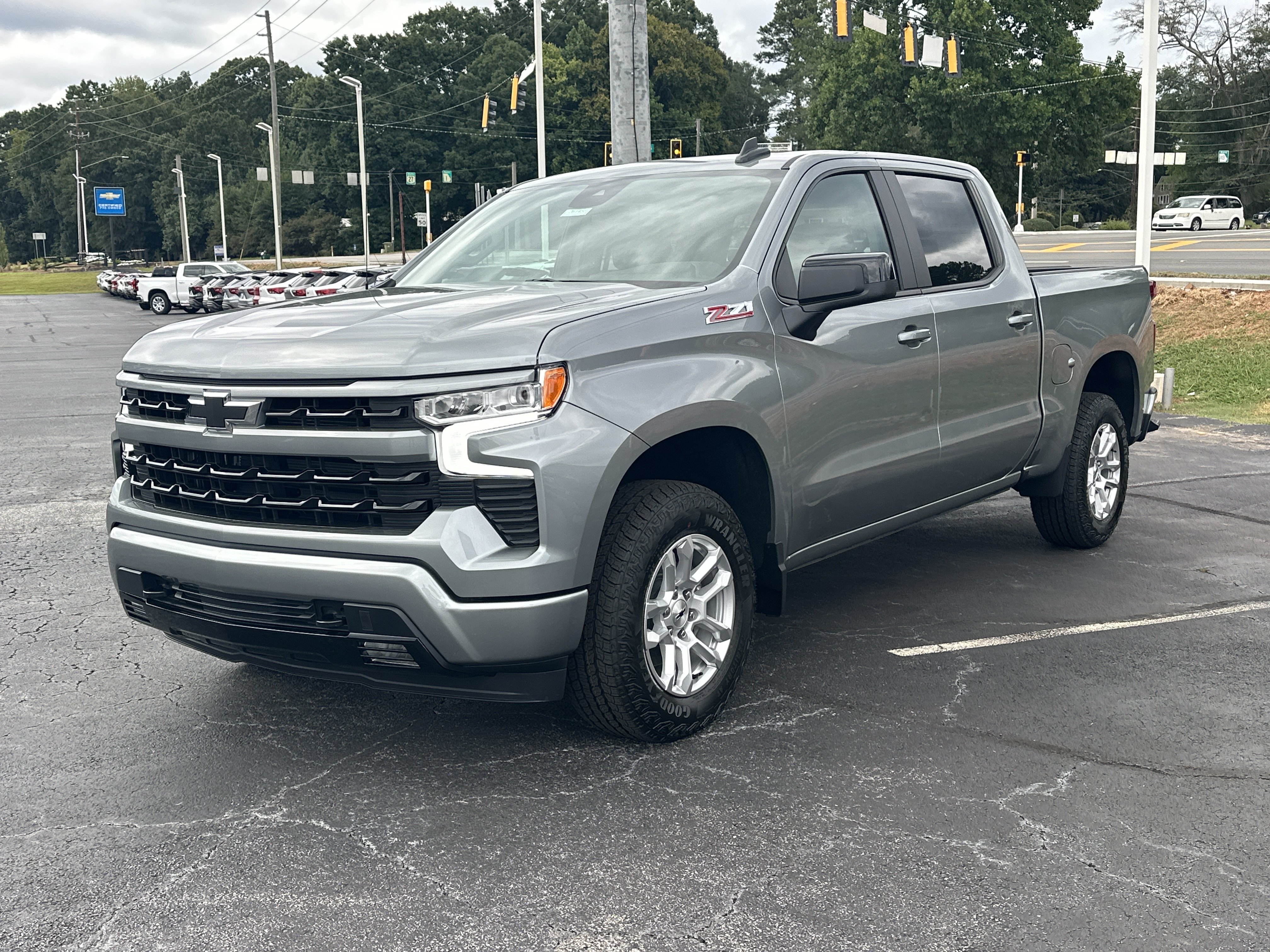 New 2026 Chevrolet Silverado 1500 RST AWD/4WD image 5