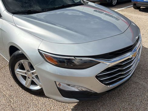 Used 2022 Chevrolet Malibu LT FWD image 8