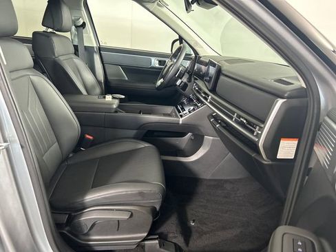 Used 2026 Hyundai Santa Fe SEL FWD image 27