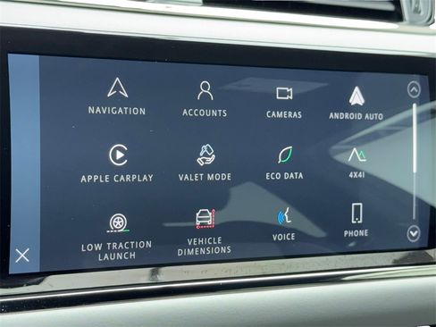 Used 2023 Land Rover Range Rover Evoque R-Dynamic SE image 25