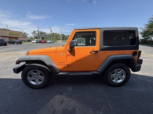 Used 2012 Jeep Wrangler Sport AWD/4WD image 4