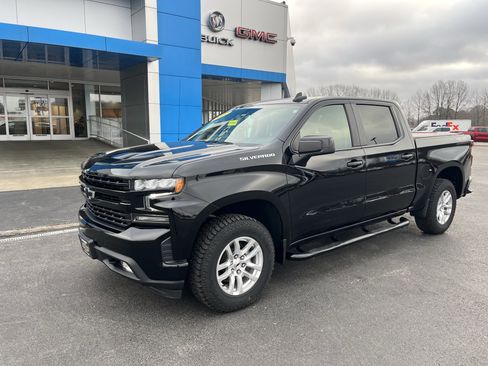 Used 2021 Chevrolet Silverado 1500 RST image 1