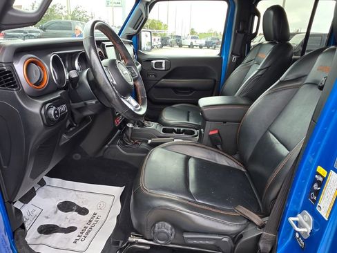 Used 2022 Jeep Gladiator Mojave w/ Cold Weather Group image 21