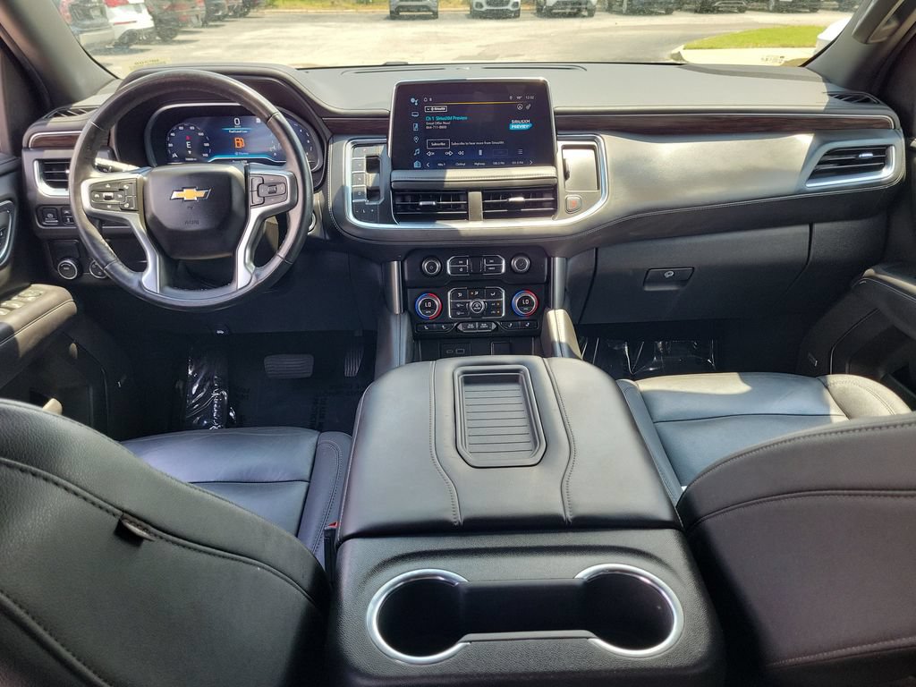 Used 2022 Chevrolet Tahoe LT w/ Luxury Package RWD image 12