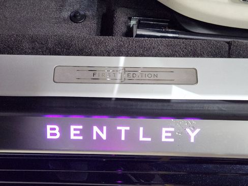 Used 2021 Bentley Flying Spur V8 AWD/4WD image 50