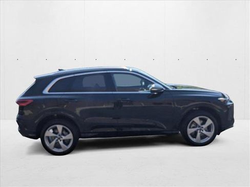 New 2025 Audi Q5 Premium Plus image 4