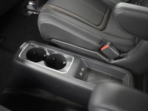 New 2026 Nissan Armada SL w/ Captain's Chari Seat Package image 37