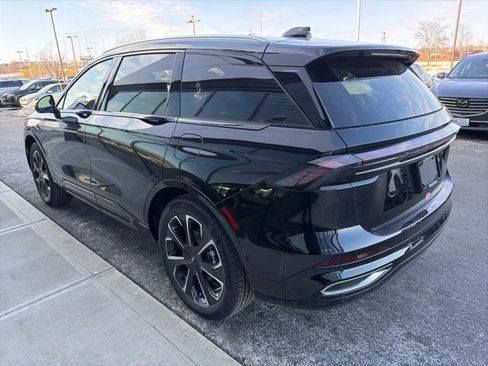 New 2026 Lincoln Nautilus Reserve image 5