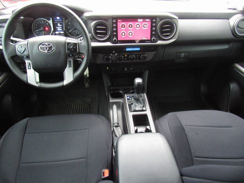 Used 2021 Toyota Tacoma SR5 image 33