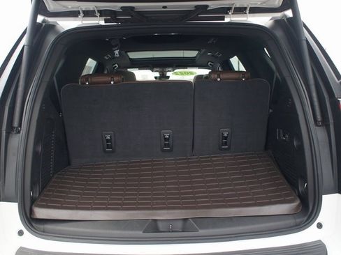 Used 2022 Chevrolet Tahoe High Country image 18