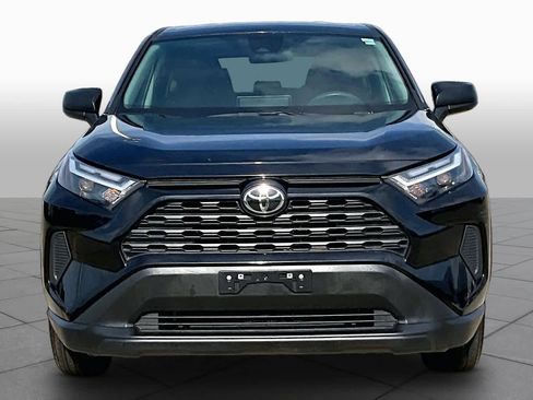 Used 2024 Toyota RAV4 LE image 4