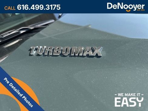 Used 2025 Chevrolet Silverado 1500 LT image 4