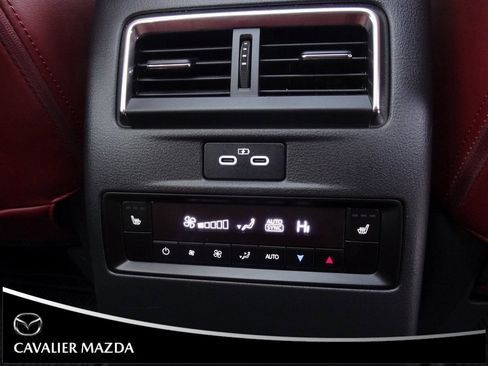 Certified 2025 MAZDA CX-70 Plug-In Hybrid w/ Premium Plus image 16