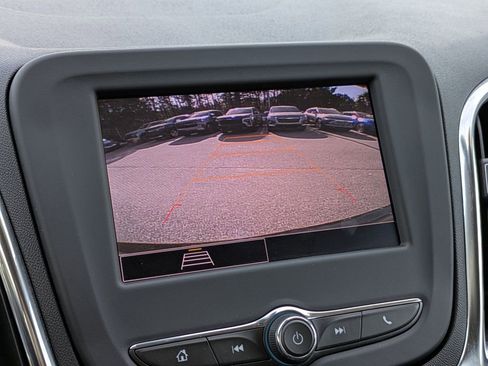 Used 2024 Chevrolet Equinox LT image 22