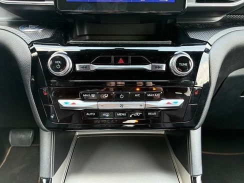 Certified 2023 Ford Explorer ST-Line w/ Class IV Trailer Tow Package AWD/4WD image 21