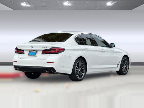 Certified 2022 BMW 530i w/ Convenience Package image 8