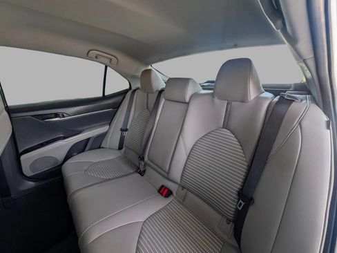 Used 2018 Toyota Camry SE FWD image 25