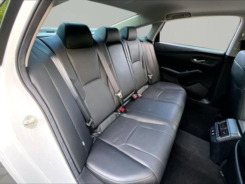 Used 2024 Honda Accord EX-L image 19