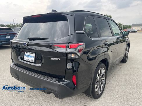 Used 2026 Subaru Forester Touring AWD/4WD image 5